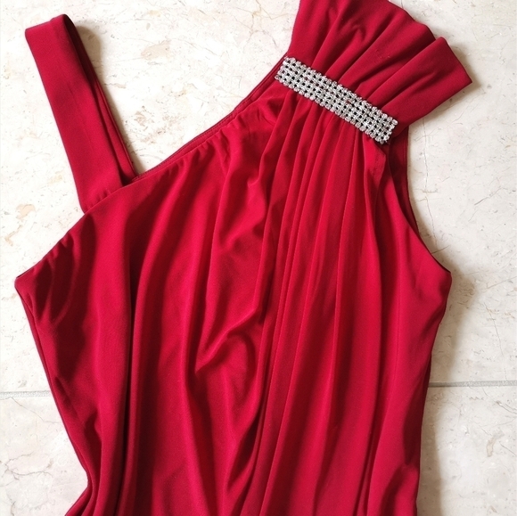 Host PICK NWT festive Cleo red dress crystal  size 6 - Picture 6 of 12